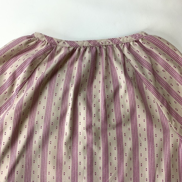 Bit & Bridle Western V Neck Striped Bell Sleeve Blouse - Picture 7 of 8